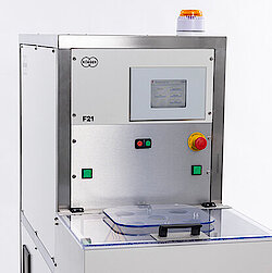 The F21 is a measuring device for determining the moisture content of cut tobacco, cigarettes and CBS