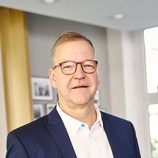 Andreas Panz ist verantwortlich für Forschung & Entwicklung, Produktion, Fertigung und Einkaufs- und Beschaffungsfunktionen